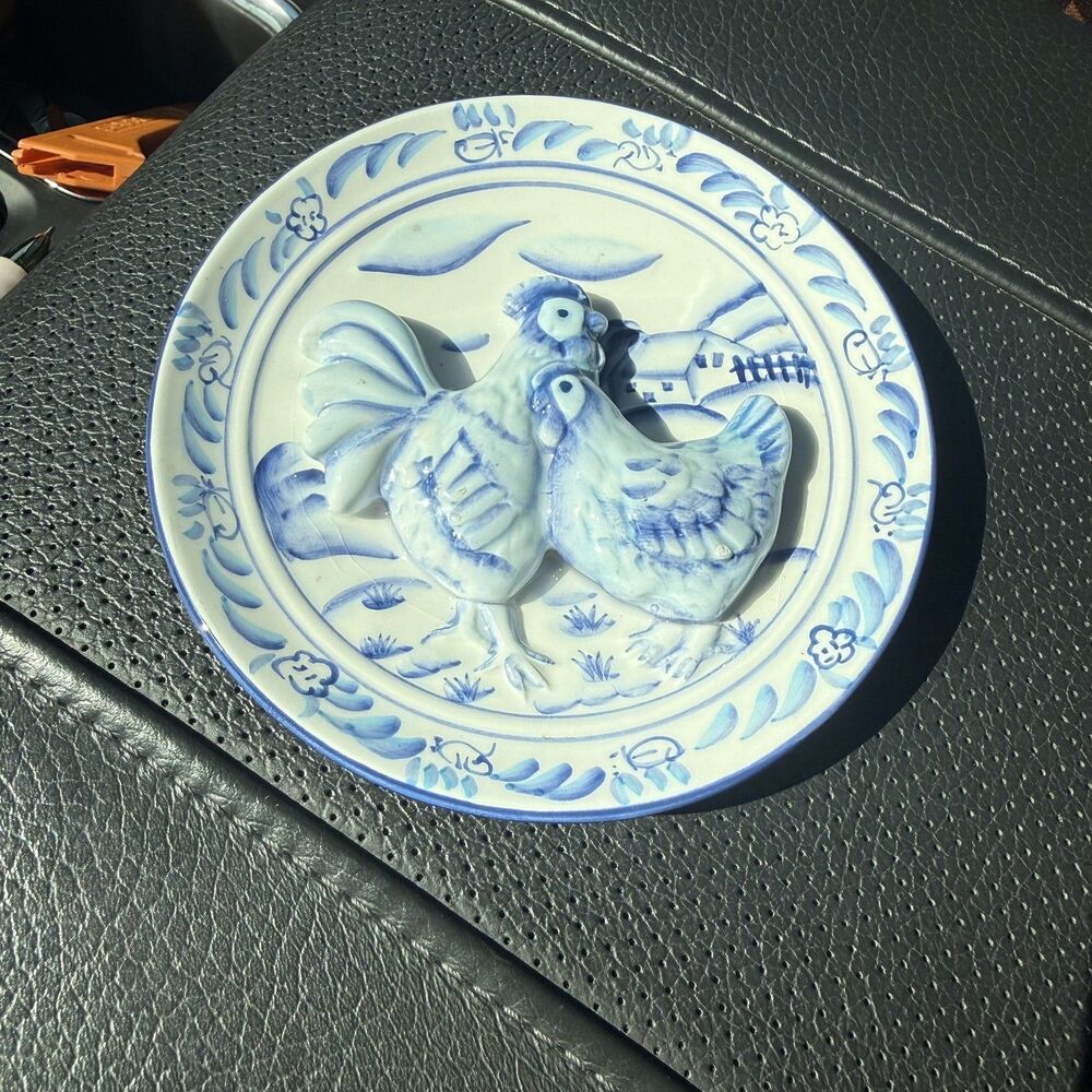 Set of 2 Ganz Bella Casa Rooster Chicken Plates, Blue and White 5”